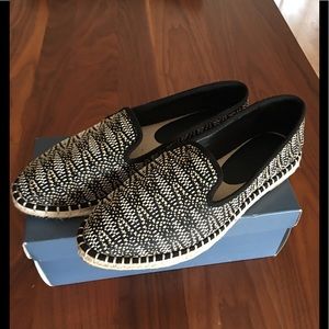 Universal Threads Shoes - 7-1/2 but fits like 8